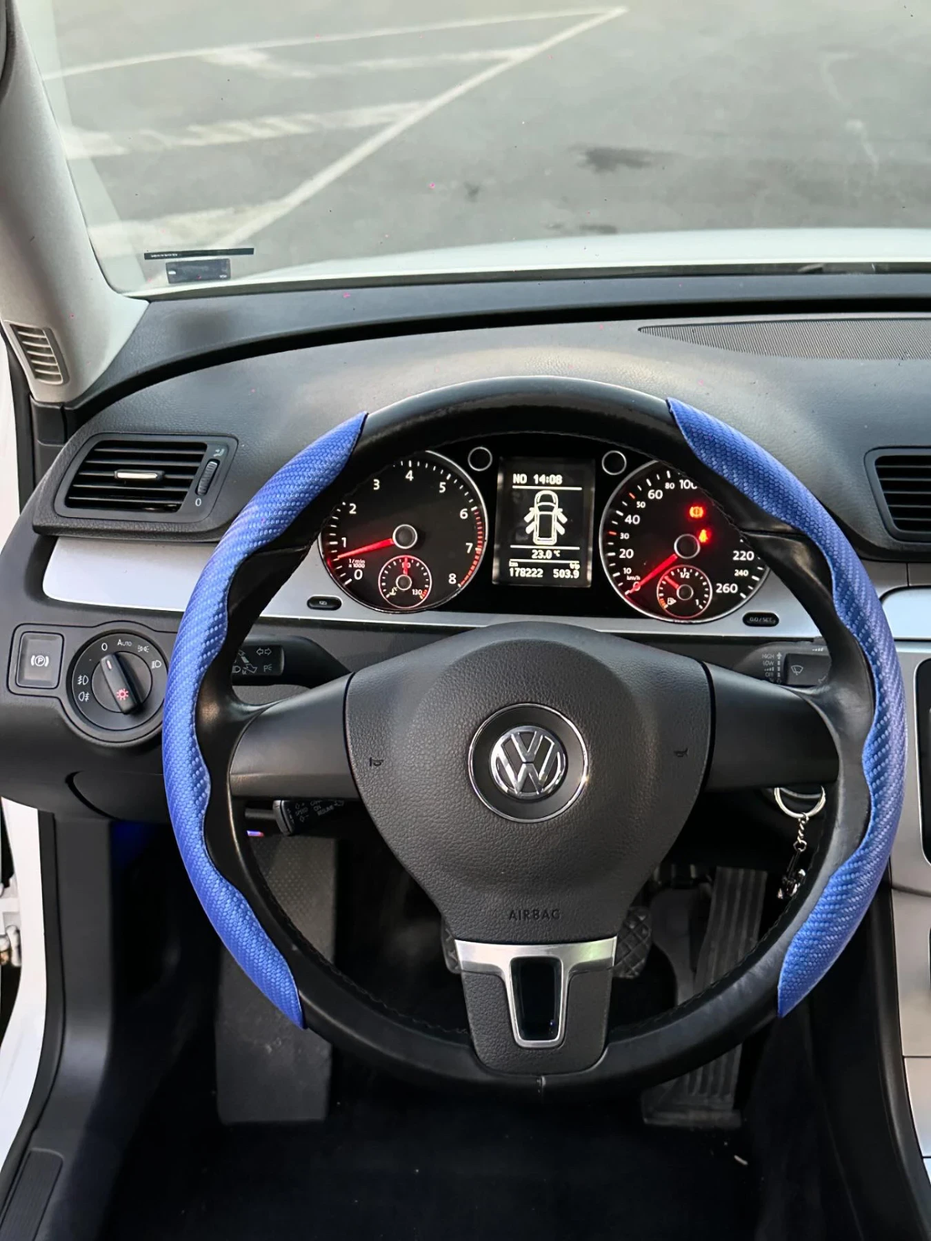 VW Passat 1.4TSI:R-LINE:ПОДГРЕВ:2 ЗОНОВ: | Mobile.bg — изображение 11