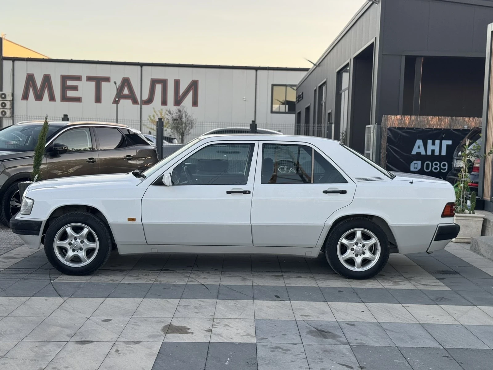 Mercedes-Benz 190 *   *   | Mobile.bg   4