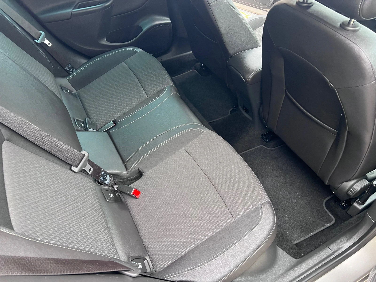 Opel Astra 1.6cdti Innovation  - изображение 10