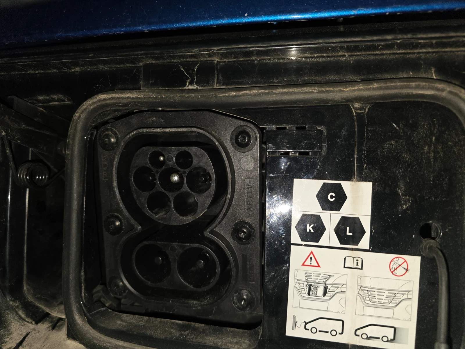 Dacia Spring CCS/NAVI/ГАРАНЦИЯ/БАРТЕР!, снимка 4 - Автомобили и джипове - 53660324