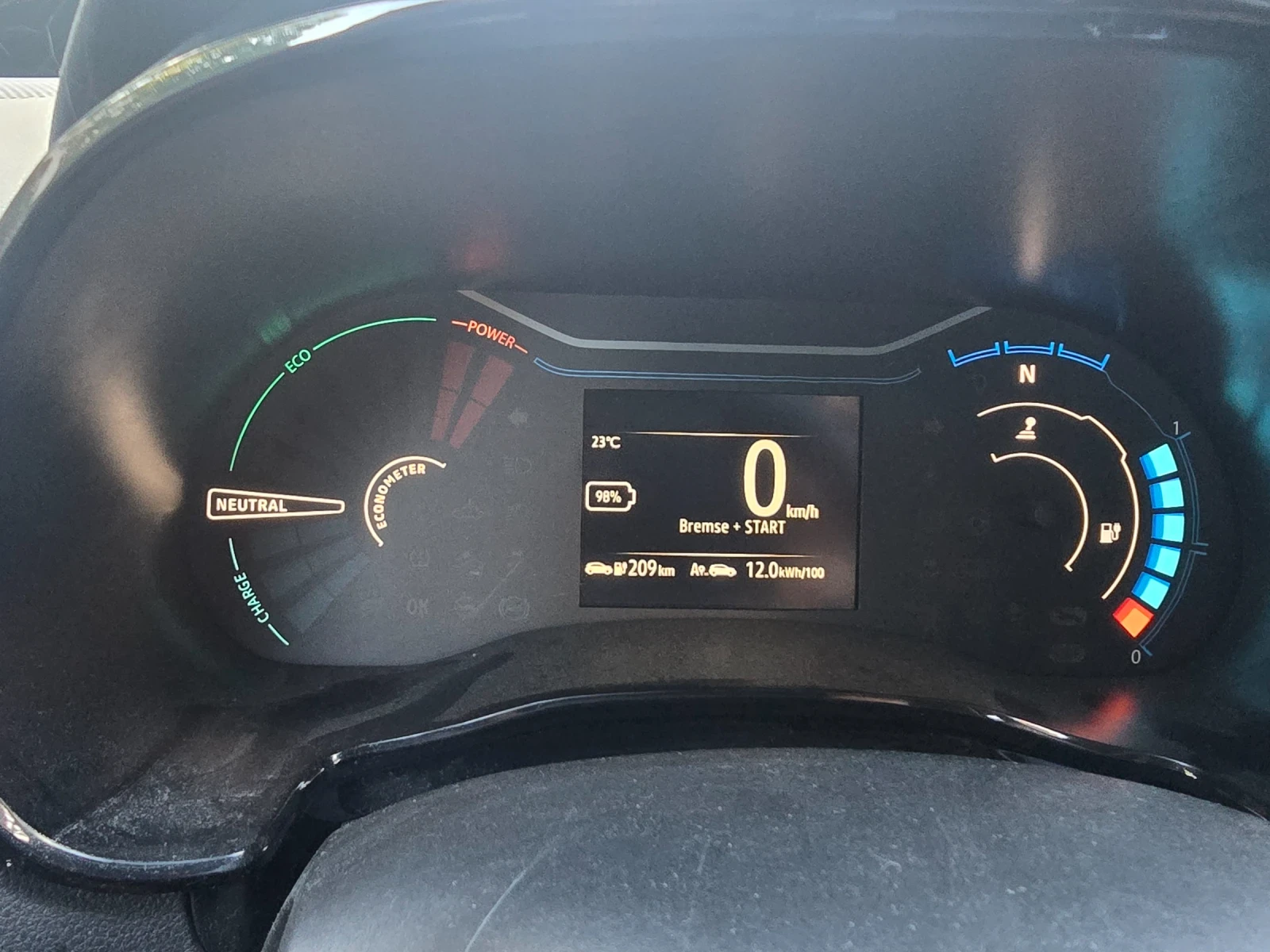 Dacia Spring CCS/NAVI/ГАРАНЦИЯ/БАРТЕР!, снимка 13 - Автомобили и джипове - 53660324