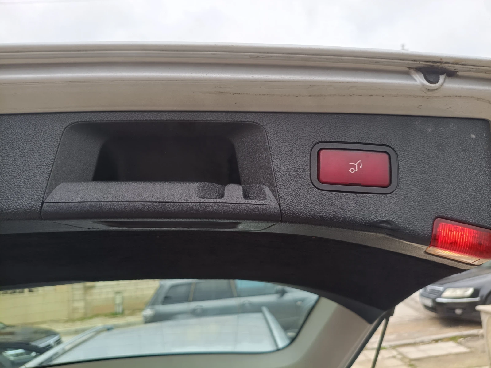 Mercedes-Benz E 350, снимка 2 - Автомобили и джипове - 53932825