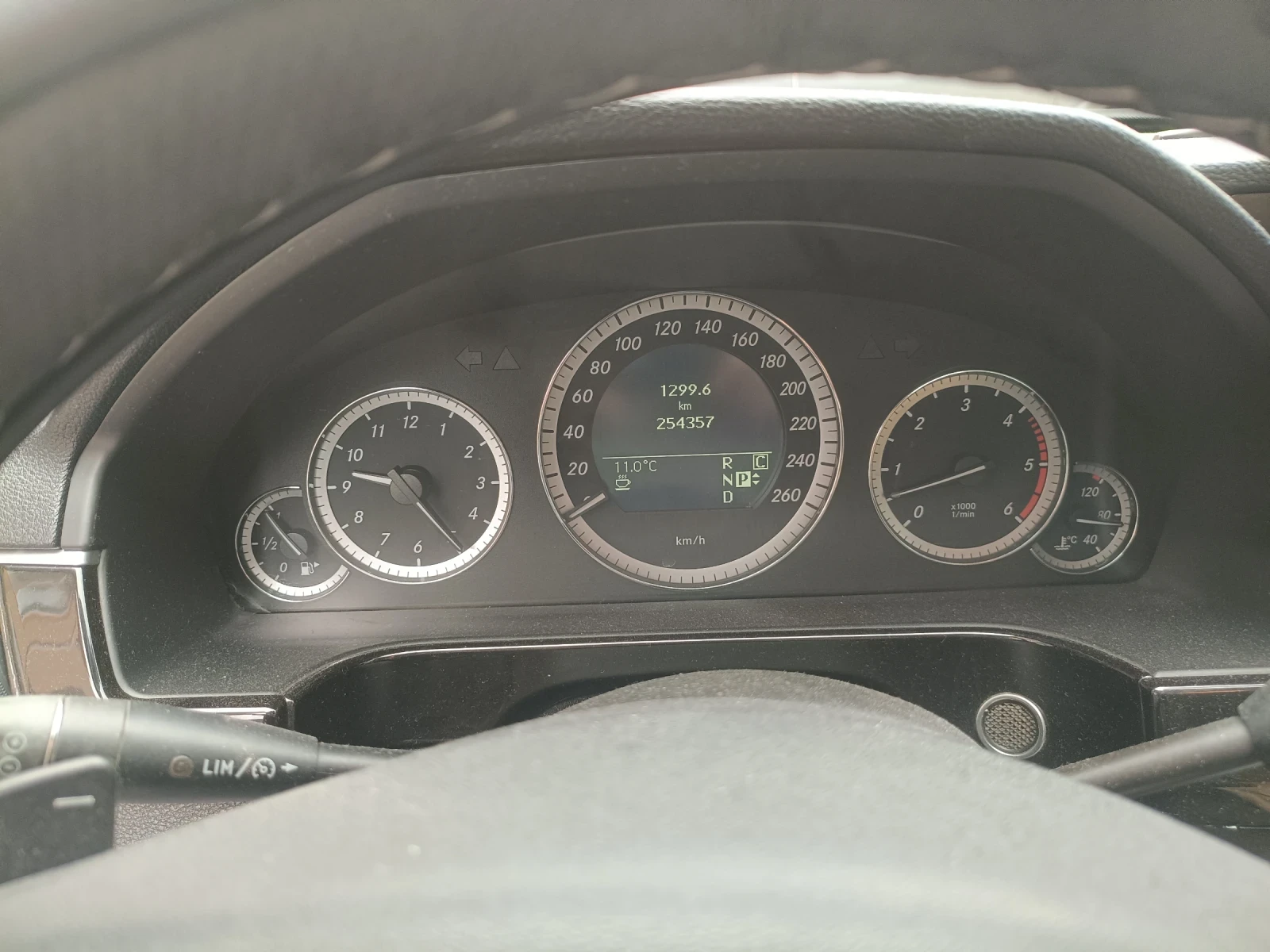 Mercedes-Benz E 350, снимка 6 - Автомобили и джипове - 53932825