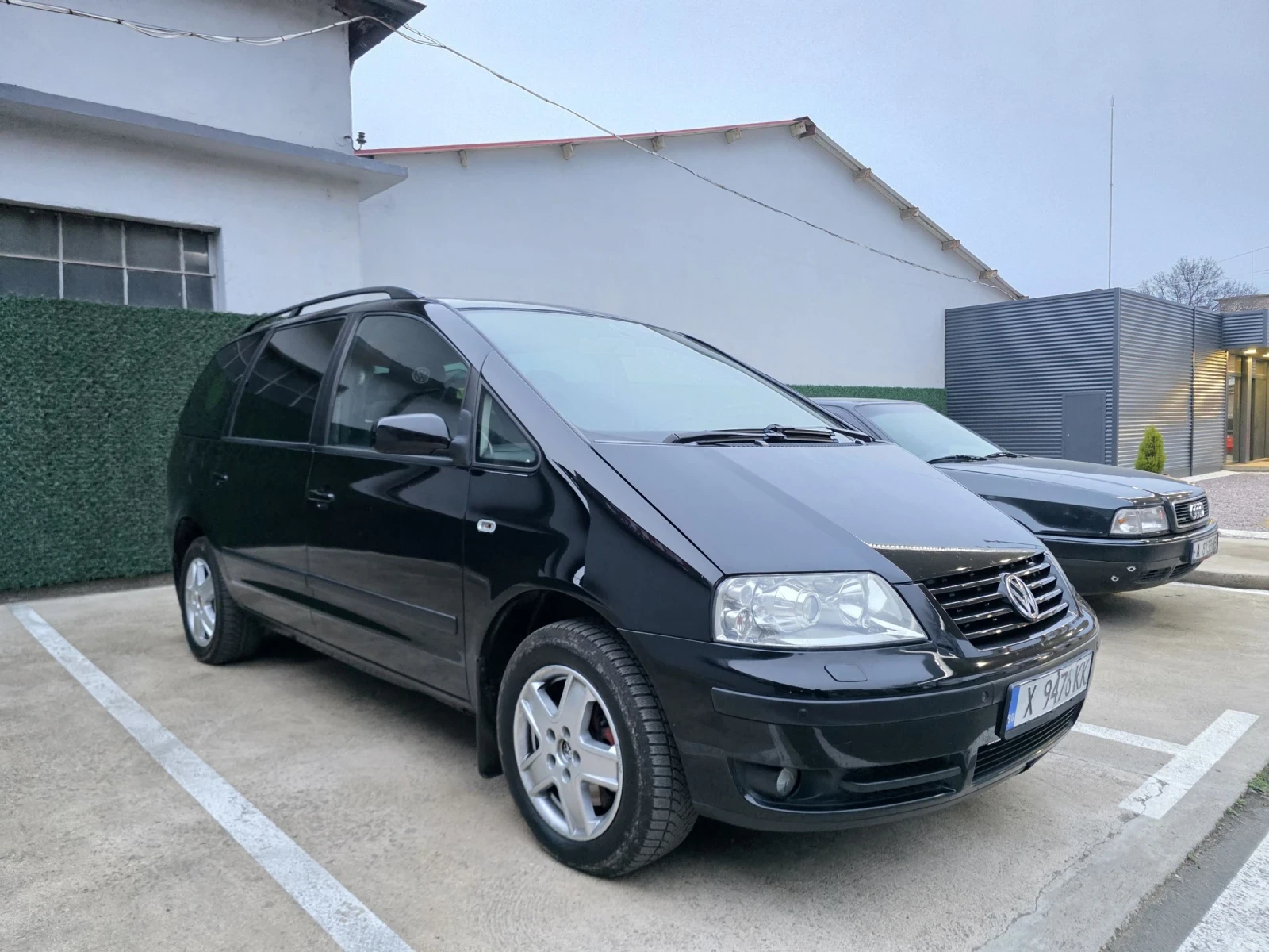 VW Sharan 1.9TDI.116PS.6+ 1.ксенон.климатротик, снимка 4 - Автомобили и джипове - 54062212