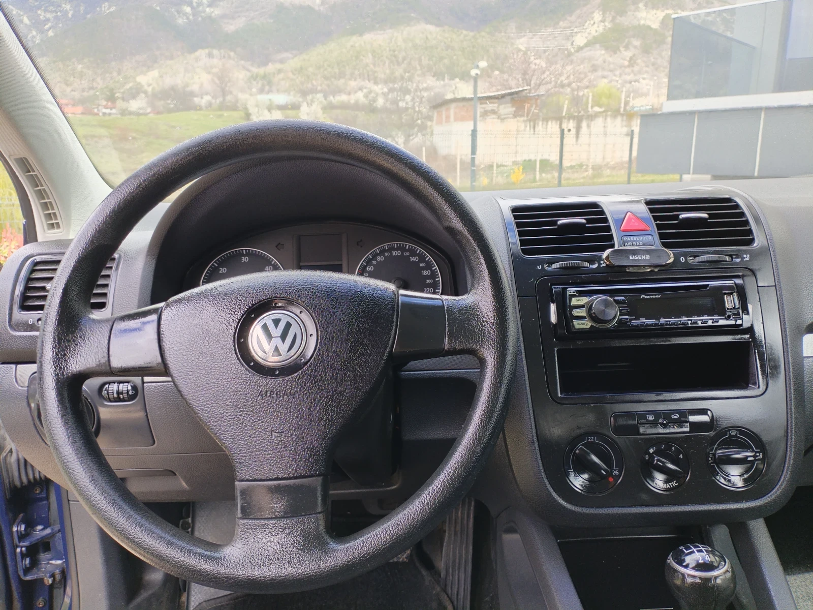 VW Golf 1.9 ТДИ 105 коня Клима Теглич Темпомат Сензор , снимка 14 - Автомобили и джипове - 54079135
