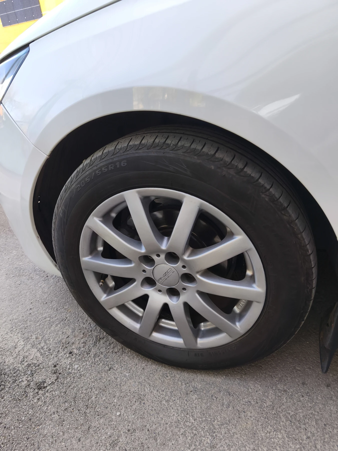 Peugeot 308 1.6 HDI, снимка 5 - Автомобили и джипове - 54178195