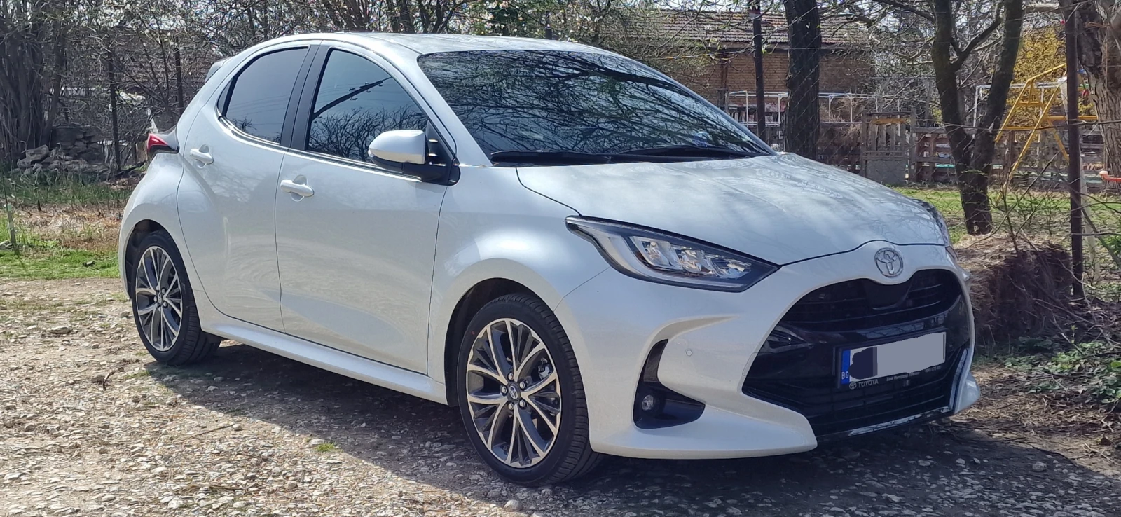 Toyota Yaris Elegance, снимка 7 - Автомобили и джипове - 54313283