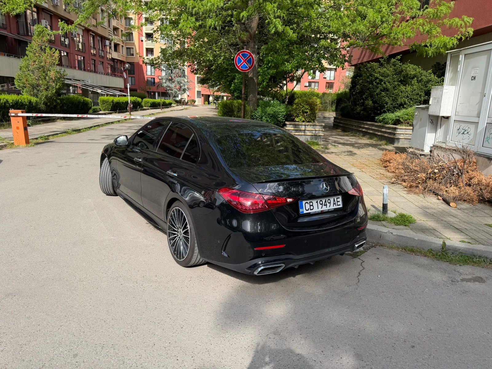 Mercedes-Benz C 180, снимка 3 - Автомобили и джипове - 54508675
