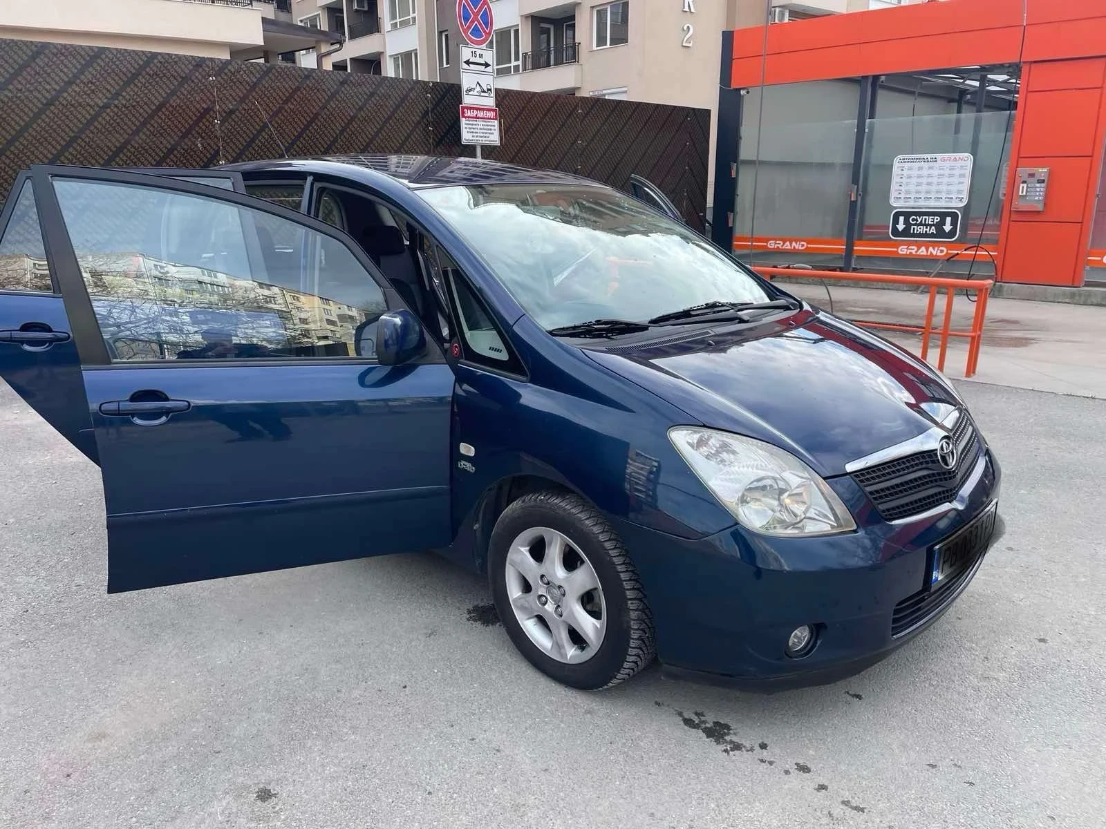 Toyota Corolla verso