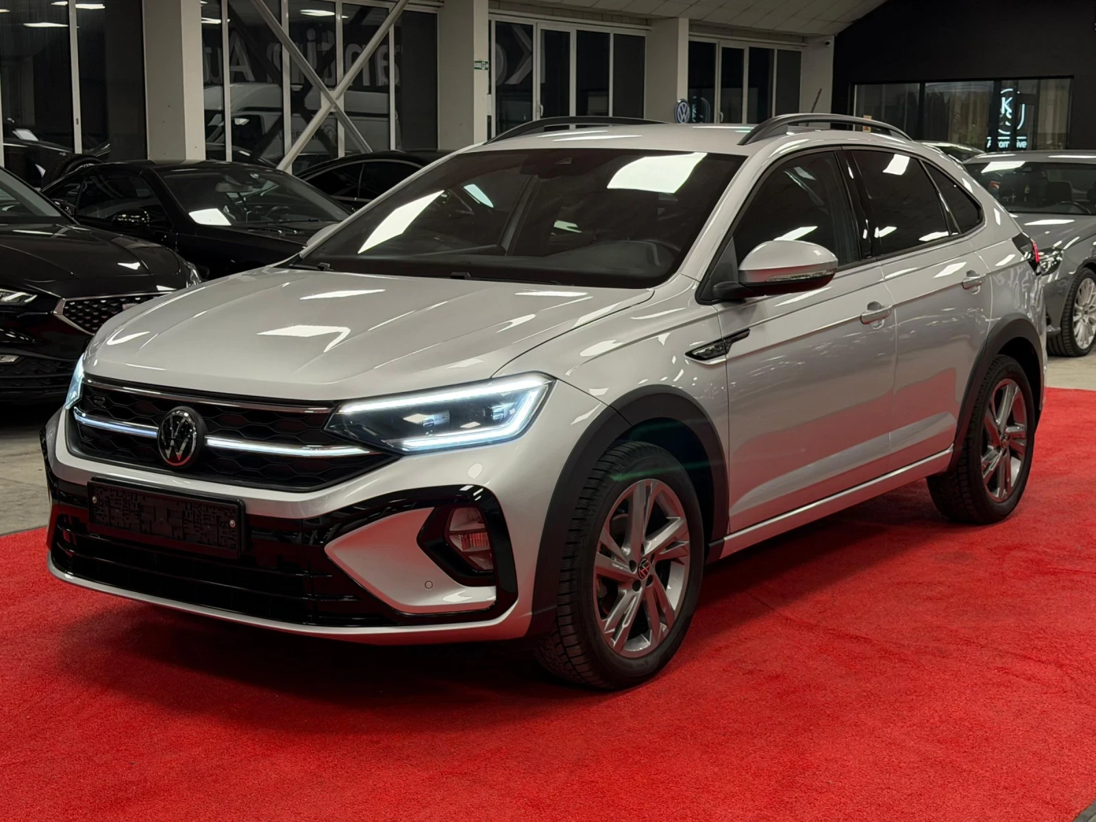 VW Taigo 2023 | R-line | 1.0 TSI | DSG7 | IQ Light, снимка 3 - Автомобили и джипове - 54724656