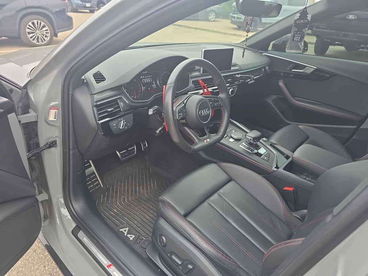 Audi A4 * Progressiv * CARFAX * БЕЗ ПЪРВОНАЧАЛНА ВНОСКА, снимка 5 - Автомобили и джипове - 55050181