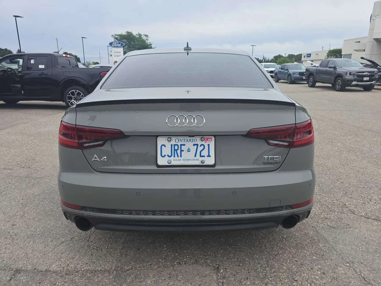 Audi A4 * Progressiv * CARFAX * БЕЗ ПЪРВОНАЧАЛНА ВНОСКА, снимка 4 - Автомобили и джипове - 55050181