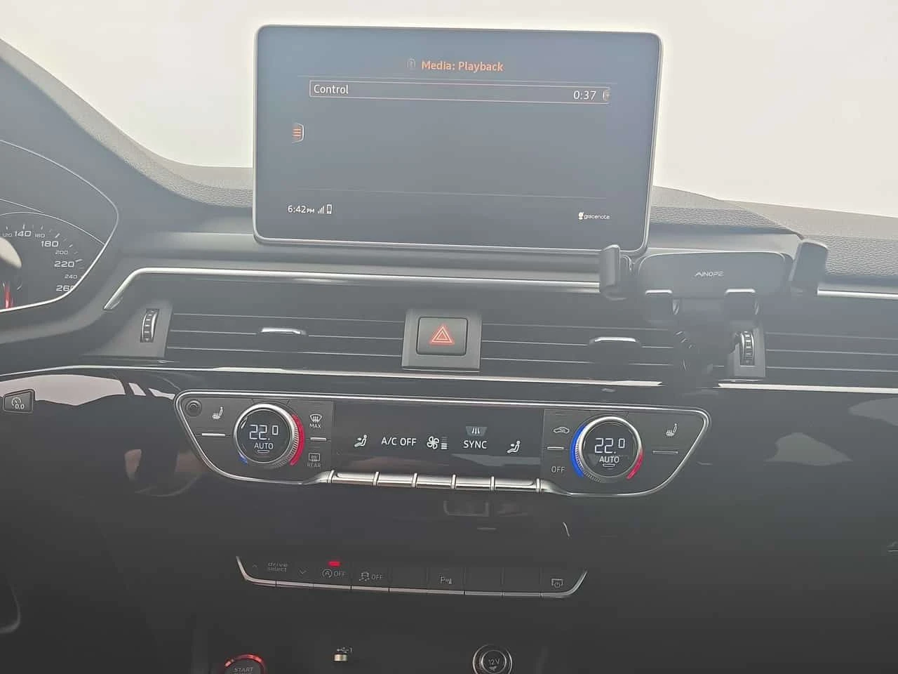 Audi A4 * Progressiv * CARFAX * БЕЗ ПЪРВОНАЧАЛНА ВНОСКА, снимка 9 - Автомобили и джипове - 55050181