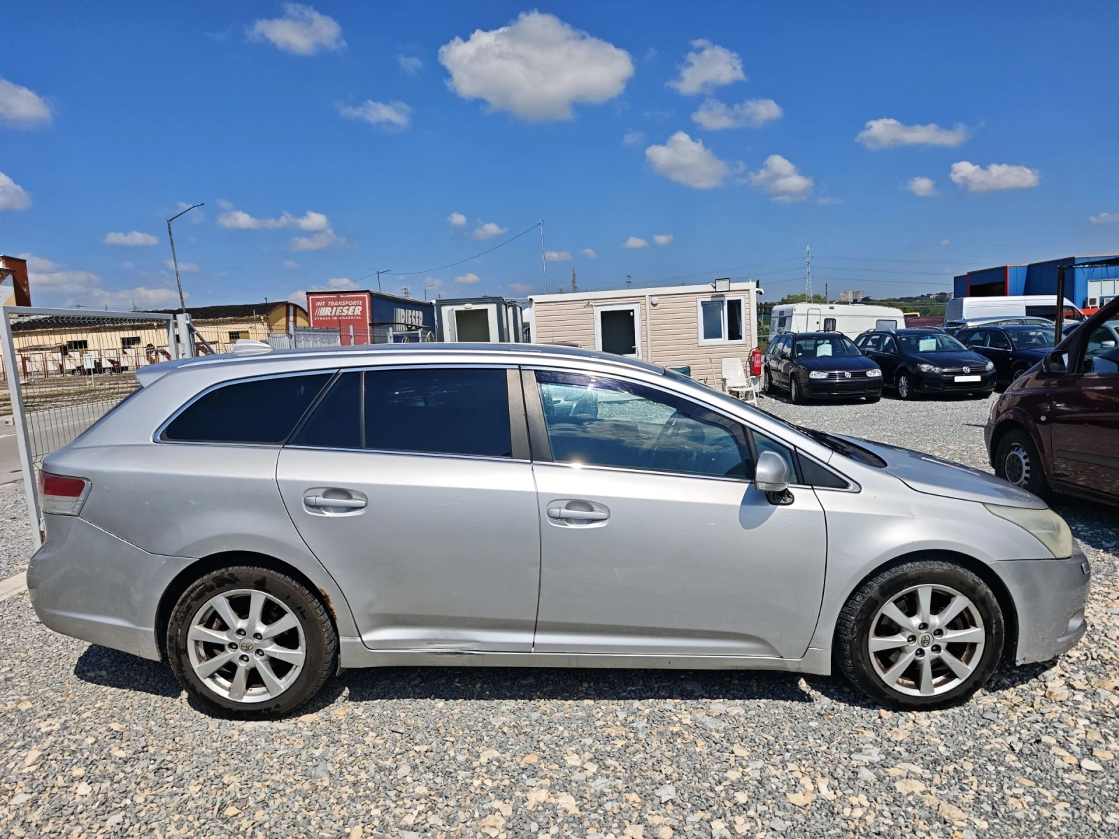 Toyota Avensis, снимка 4 - Автомобили и джипове - 55300718