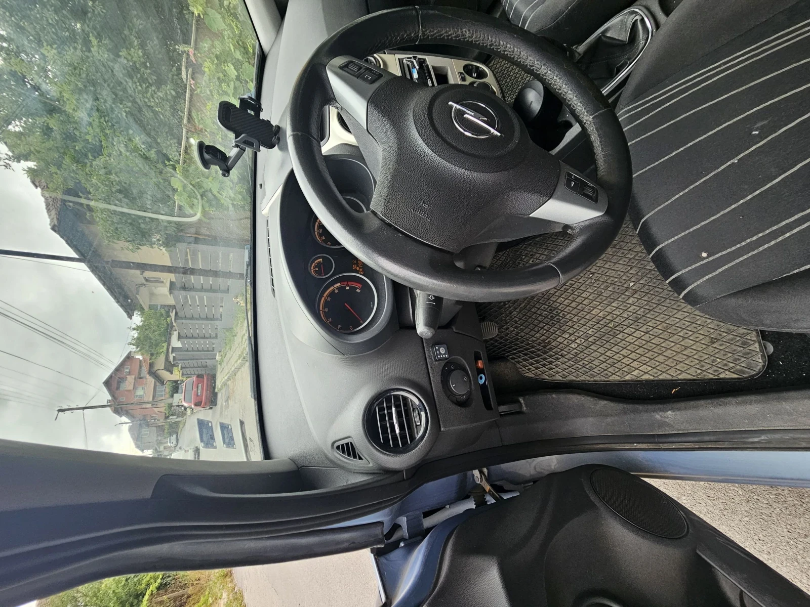 Opel Corsa  Газ, снимка 2 - Автомобили и джипове - 55405414