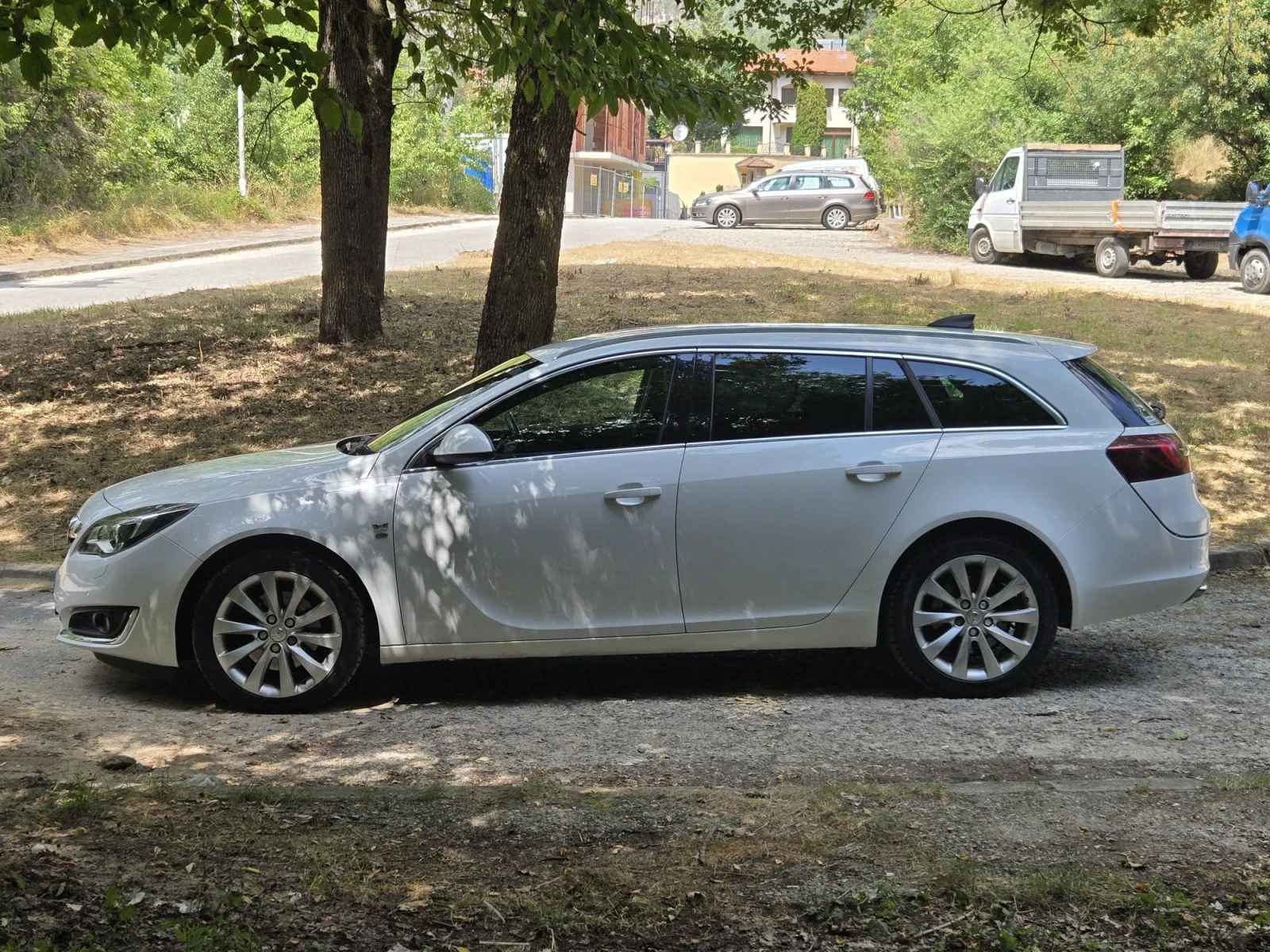Opel Insignia 2.0 170 HP CDTi facelift automatic, снимка 2 - Автомобили и джипове - 55777559