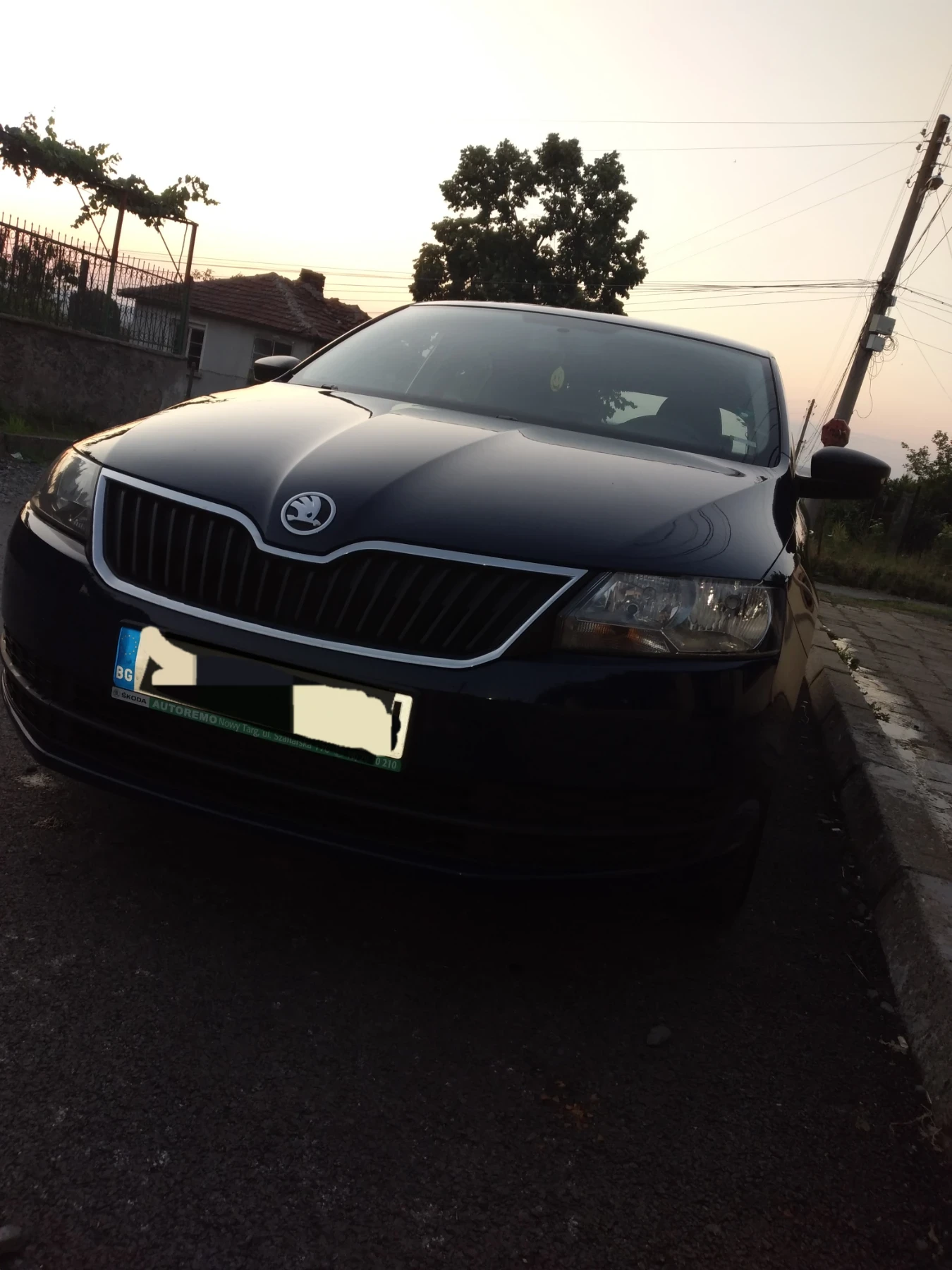 Skoda Rapid, снимка 3 - Автомобили и джипове - 56234581