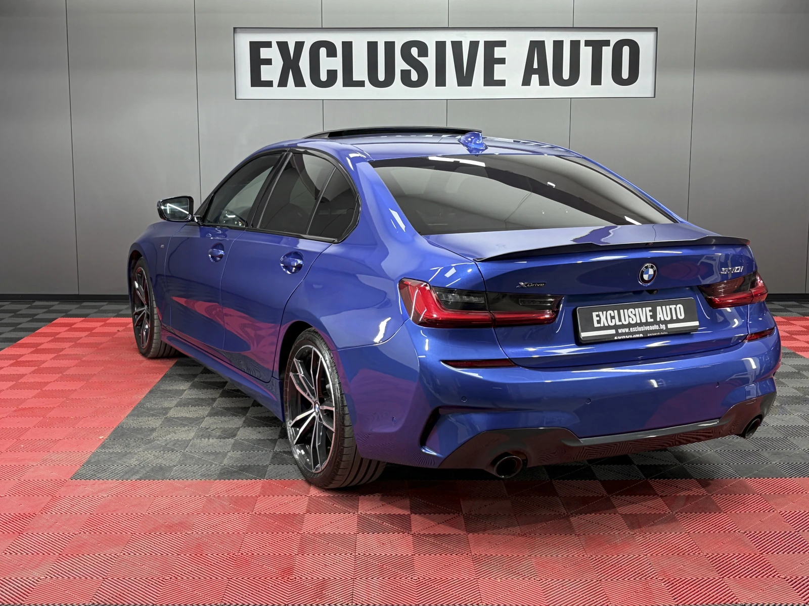 BMW 330 i xDrive M Sport, снимка 11 - Автомобили и джипове - 56244419
