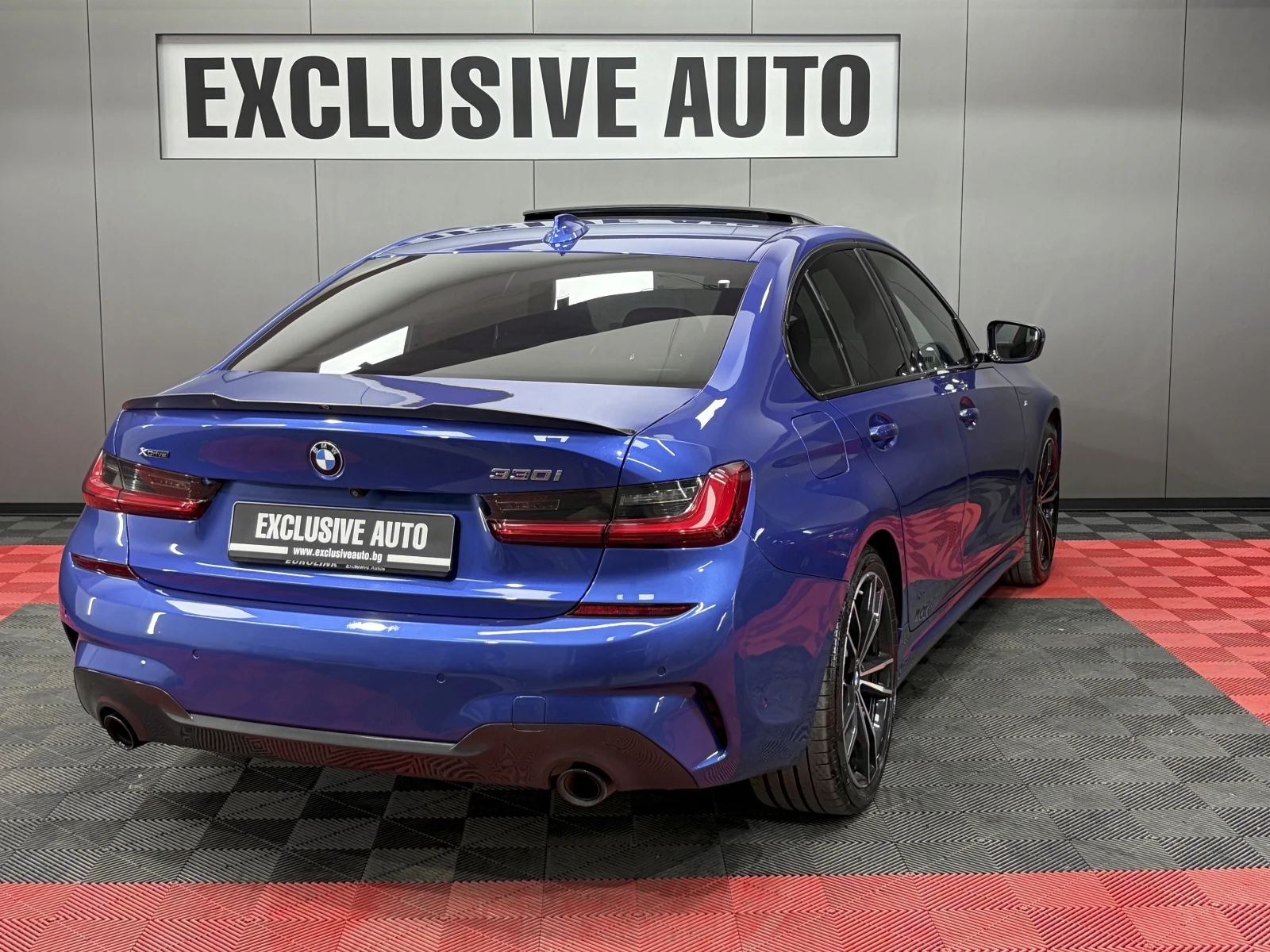BMW 330 i xDrive M Sport, снимка 12 - Автомобили и джипове - 56244419