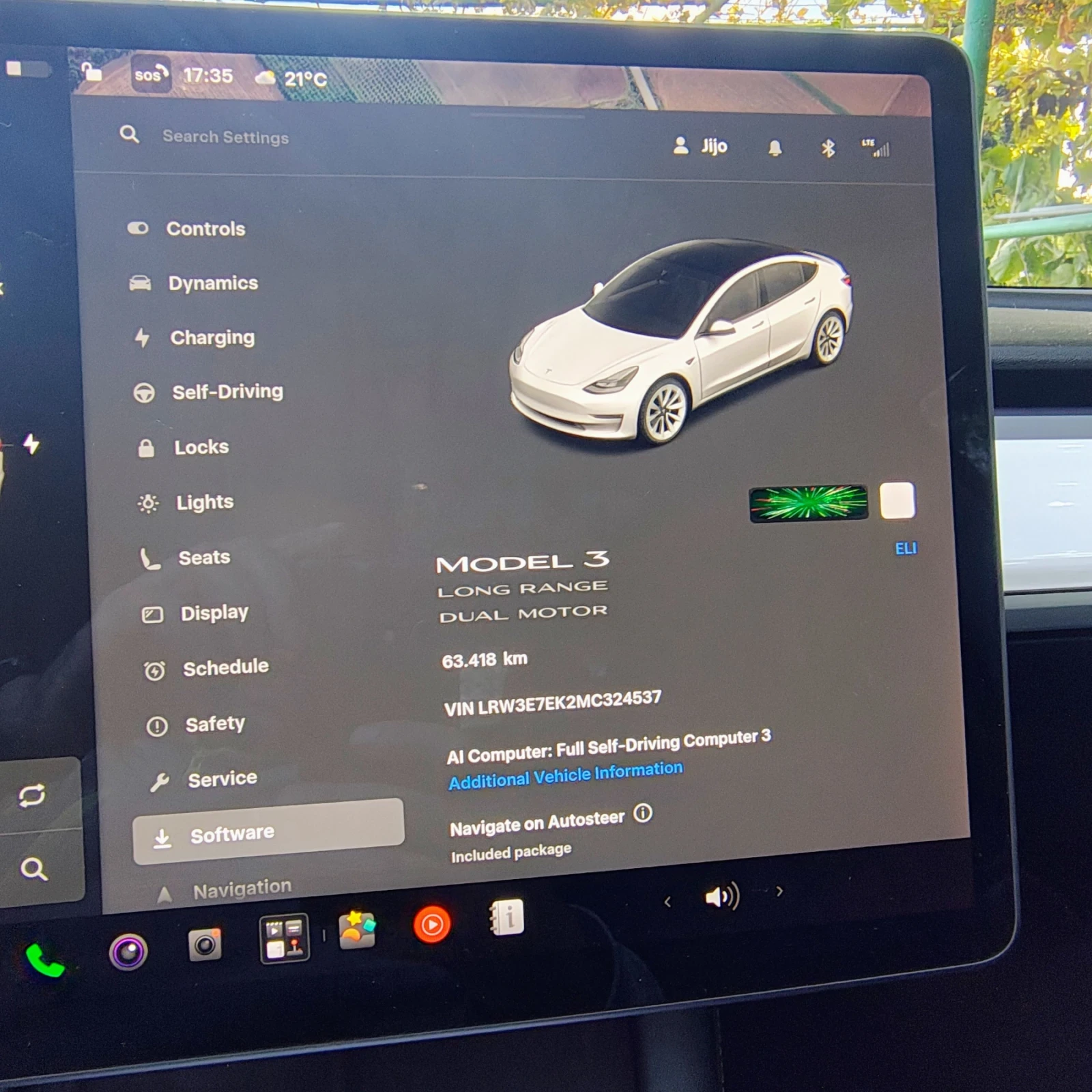 Tesla Model 3 DualMotor, снимка 6 - Автомобили и джипове - 56329259