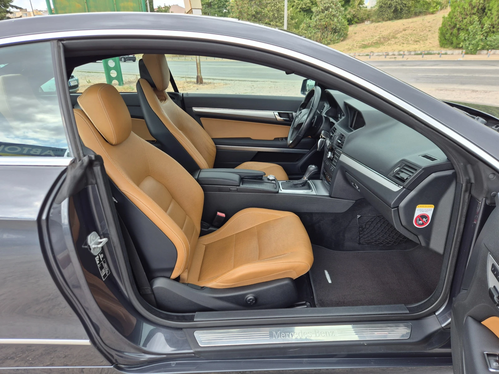 Mercedes-Benz E 350 CDI Автомат, снимка 9 - Автомобили и джипове - 56376020