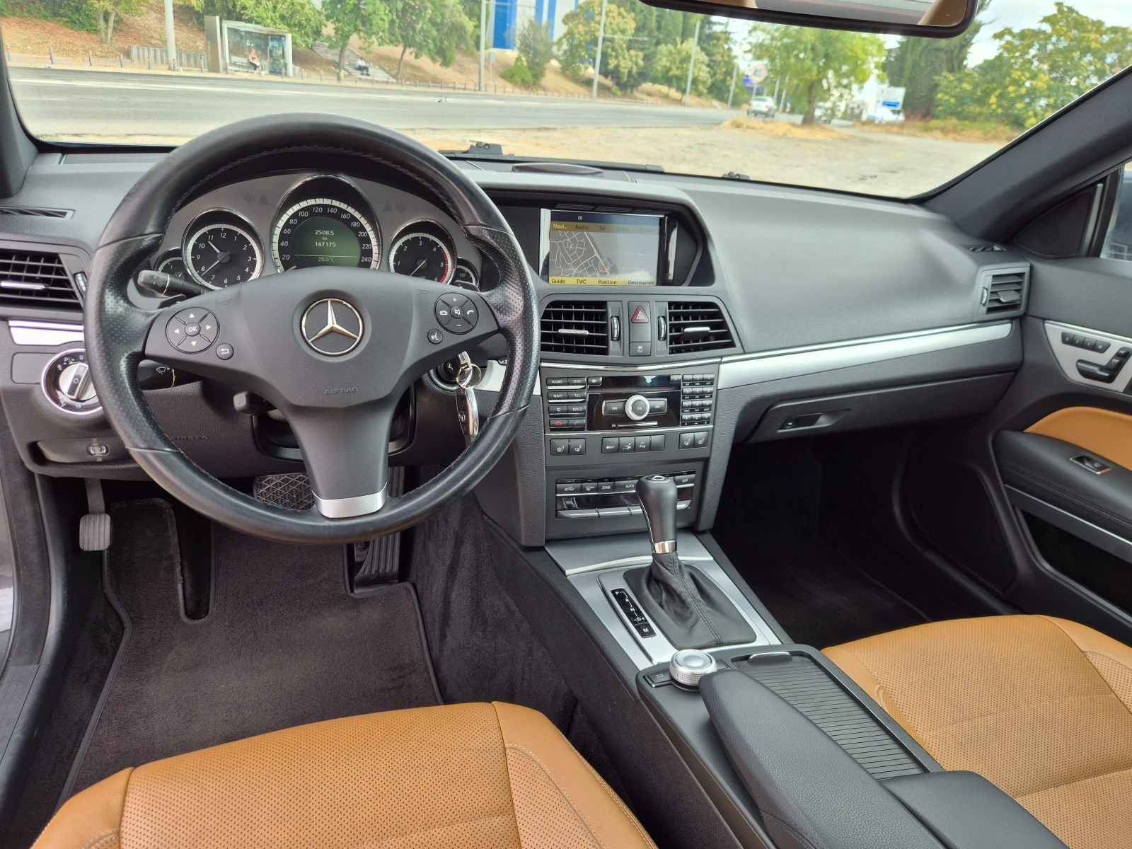 Mercedes-Benz E 350 CDI Автомат, снимка 13 - Автомобили и джипове - 56376020