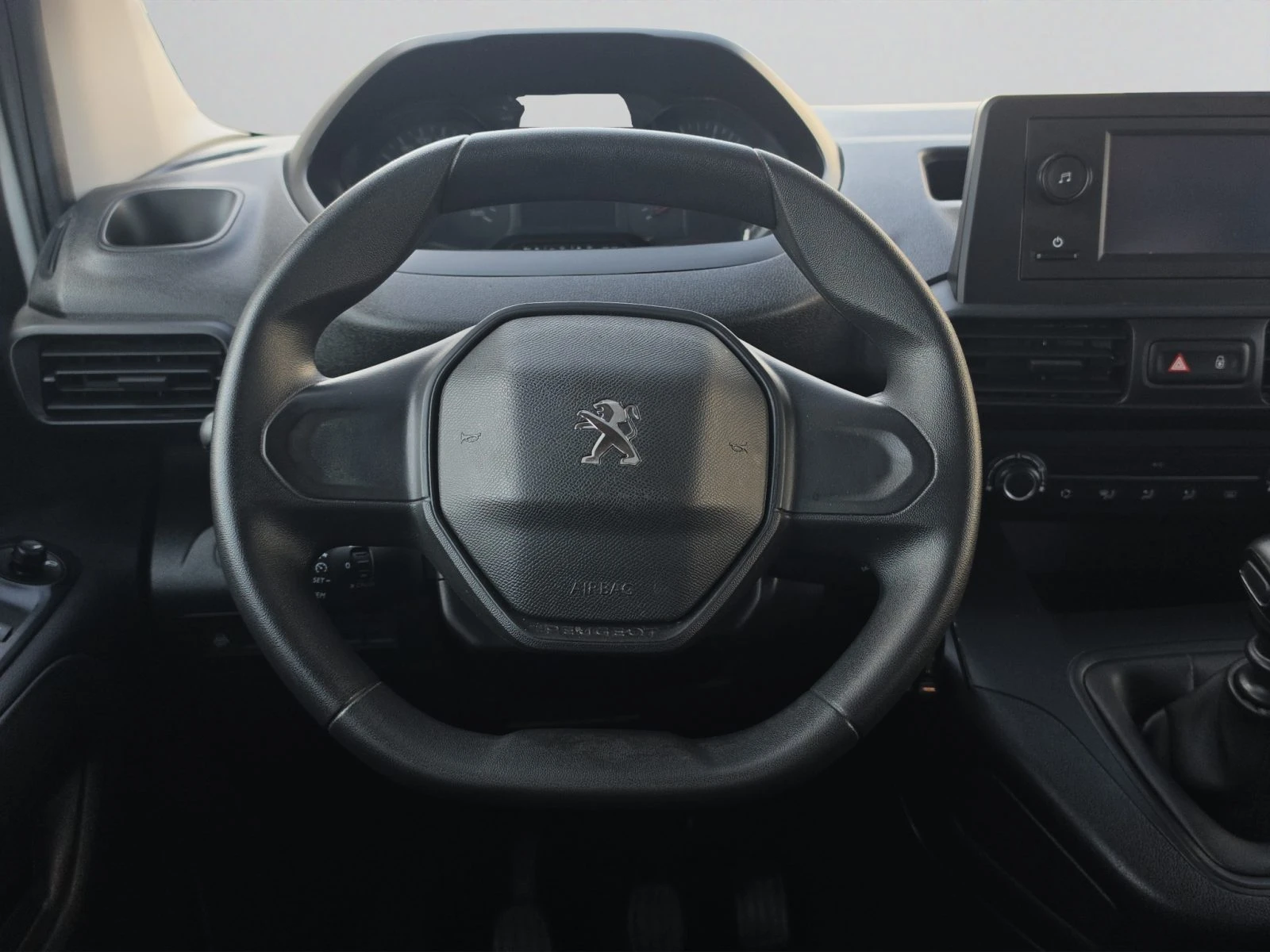 Peugeot Rifter MPV ACTIVE 1.5 BlueHDI 102 BVM6 S&S E6.4//2305121 | Mobile.bg � ����������� 10