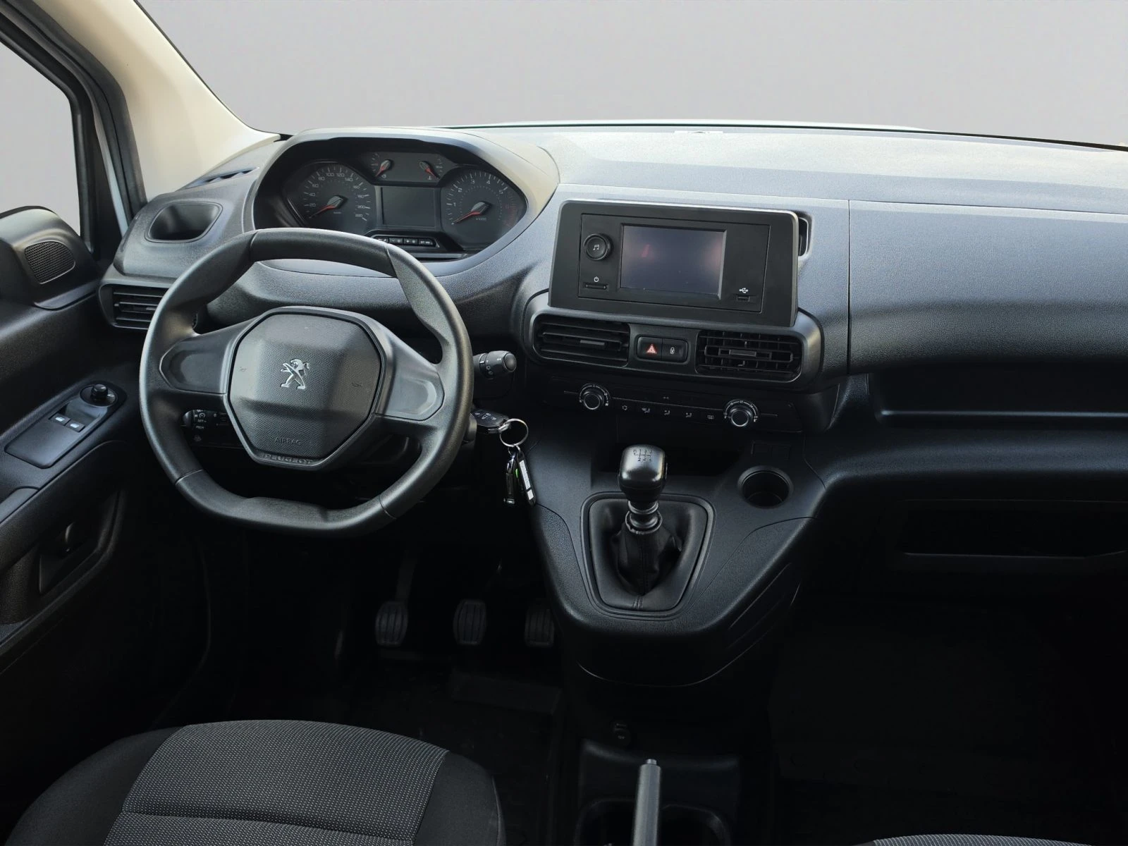 Peugeot Rifter MPV ACTIVE 1.5 BlueHDI 102 BVM6 S&S E6.4//2305121 | Mobile.bg � ����������� 9