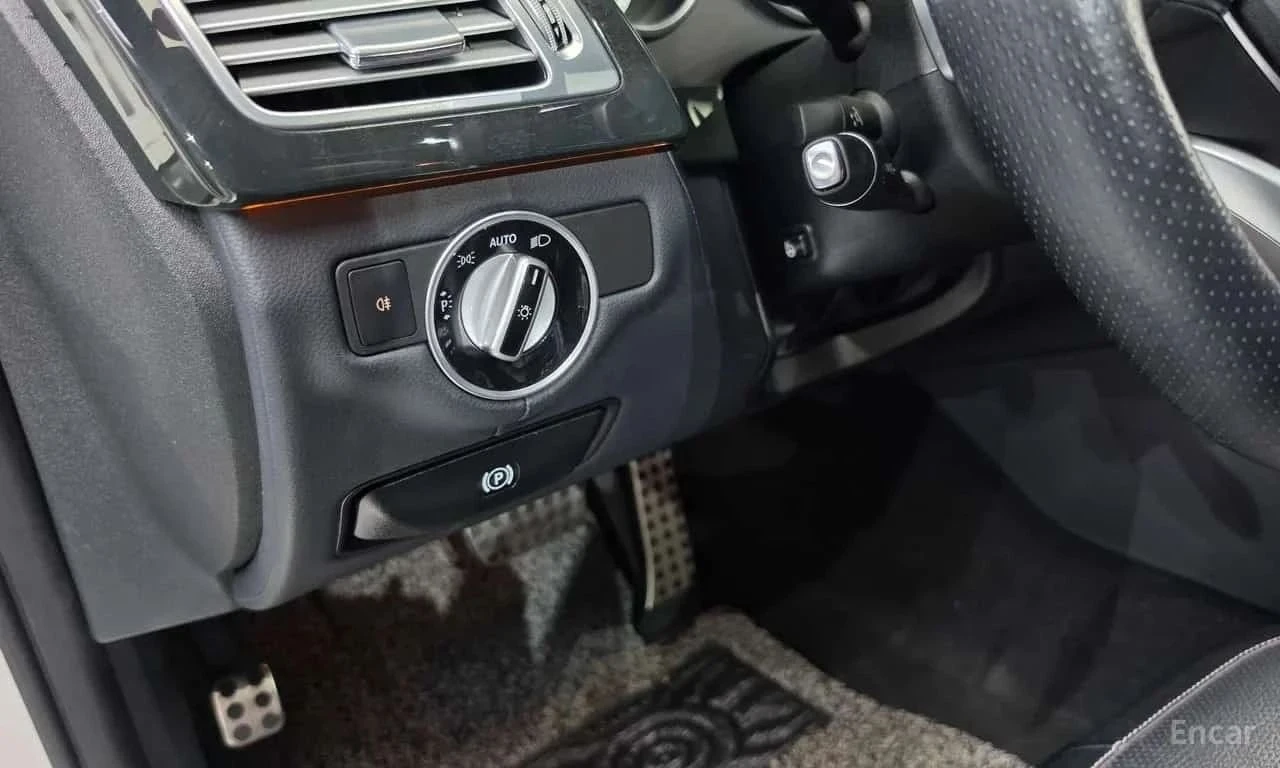 Mercedes-Benz CLS 400, снимка 12 - Автомобили и джипове - 56690339