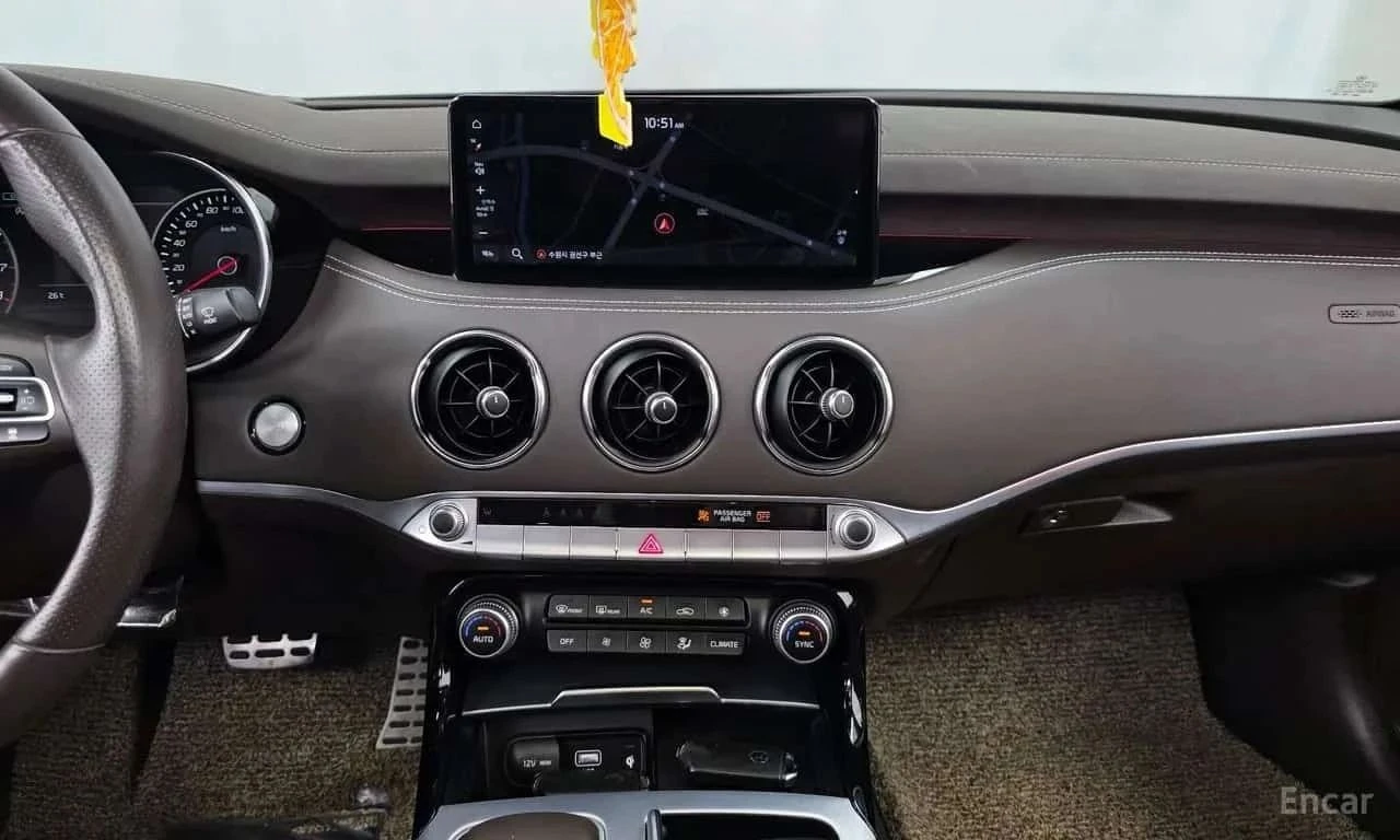 Kia Stinger, снимка 14 - Автомобили и джипове - 56727989