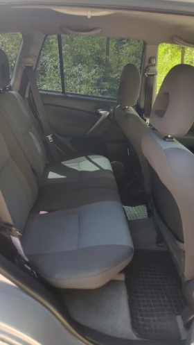 Toyota Rav4 2.0 D-4D , снимка 10