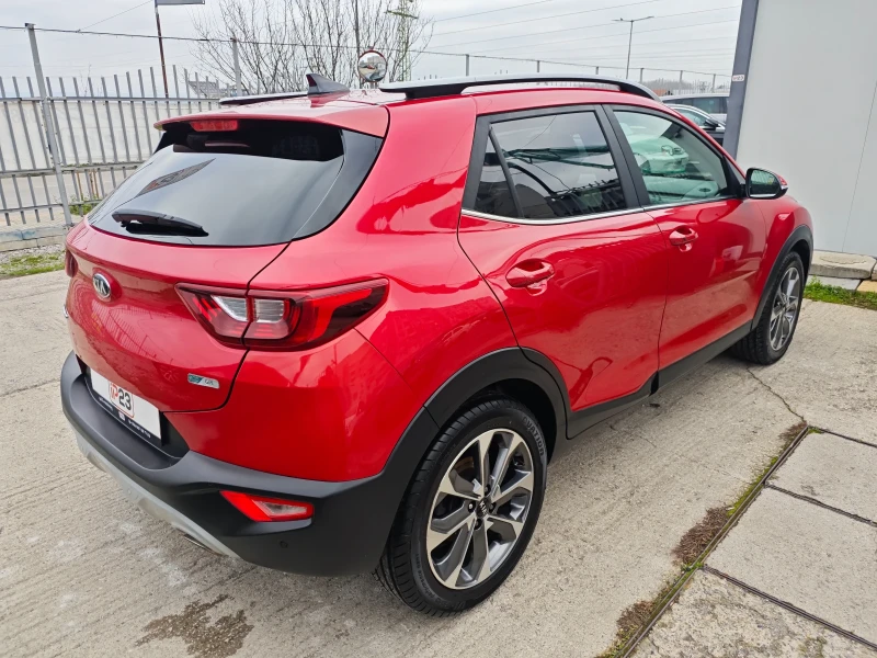 Kia Stonic 1.4* ГАЗ* 2019год.* , снимка 6 - Автомобили и джипове - 46987302