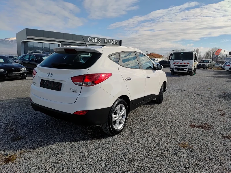 Hyundai IX35 1.7 CDTI, снимка 6 - Автомобили и джипове - 48501218