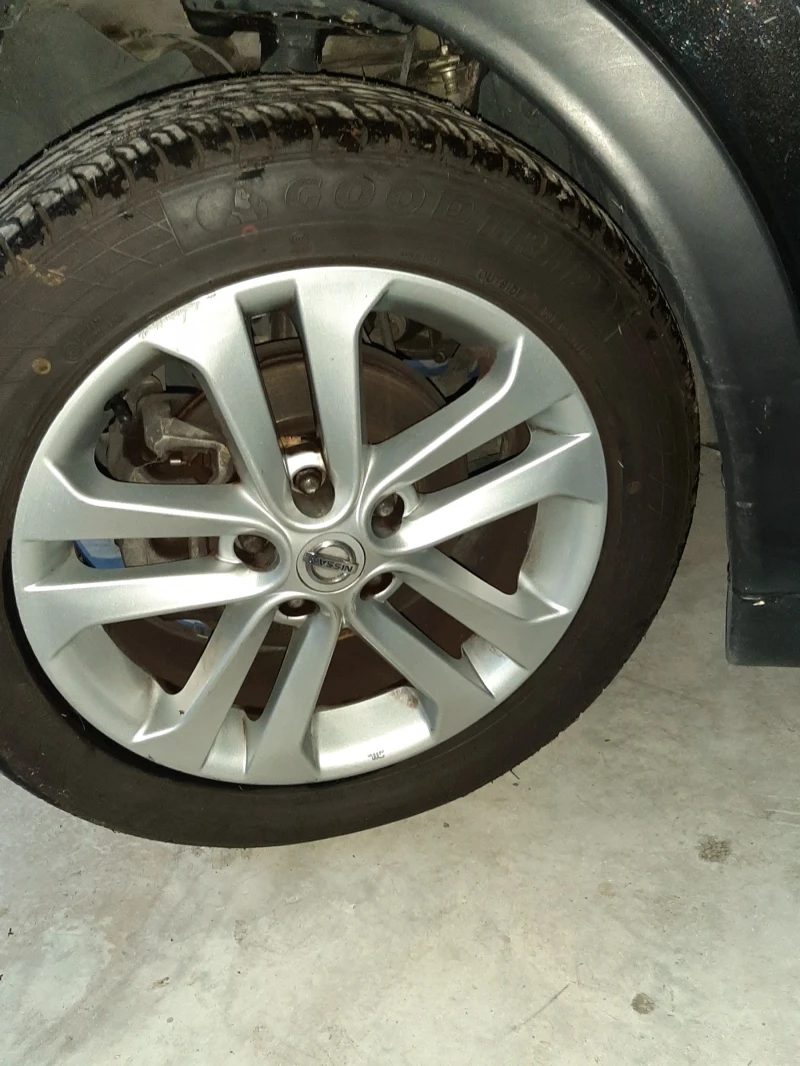 Nissan Juke 1, 5 дизел 110к.с , снимка 16 - Автомобили и джипове - 52351670