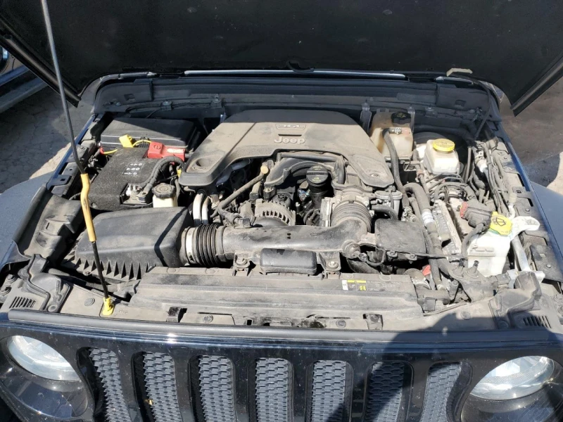 Jeep Wrangler UNLIMITED SPORT, снимка 12 - Автомобили и джипове - 52382914