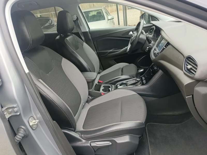 Opel Grandland X 1.5hdi Автоматик, снимка 9 - Автомобили и джипове - 52866374