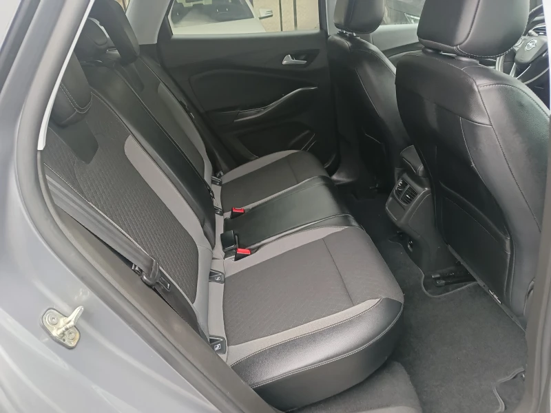 Opel Grandland X 1.5hdi Автоматик, снимка 13 - Автомобили и джипове - 52866374