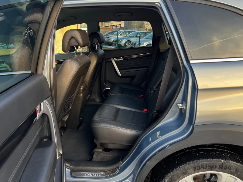 Chevrolet Captiva 2.2D-184к.с-6+ 1-FULL екстри, снимка 14 - Автомобили и джипове - 53382801