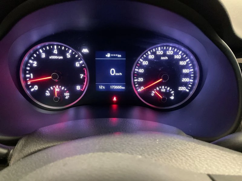 Kia Stonic 1.4* ГАЗ* 2019год.* ОЧАКВАН* ВНОС* * * , снимка 11 - Автомобили и джипове - 46987302