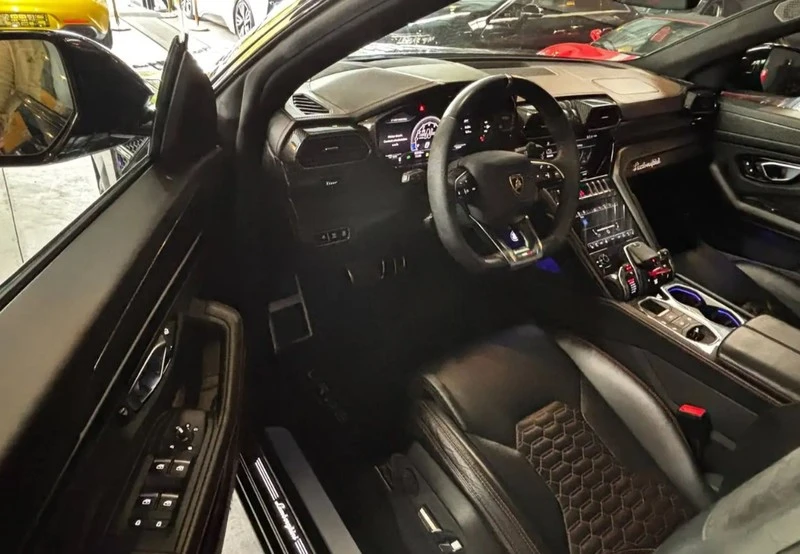 Lamborghini Urus 4.0 V8, снимка 4 - Автомобили и джипове - 56740168