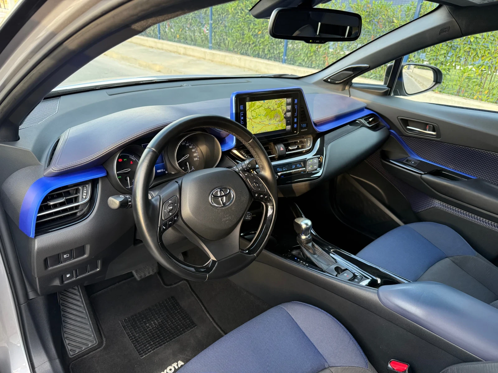 Toyota C-HR 1.8 HYBRID STYLE CVT/ГАРАНЦИЯ/108000км/JBL/BIXENON - изображение 6