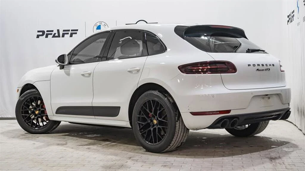 Porsche Macan GTS* BOSE* ПАНОРАМА* КАМЕРА* МЪРТВА ТОЧКА* КЕЙЛЕС - изображение 4