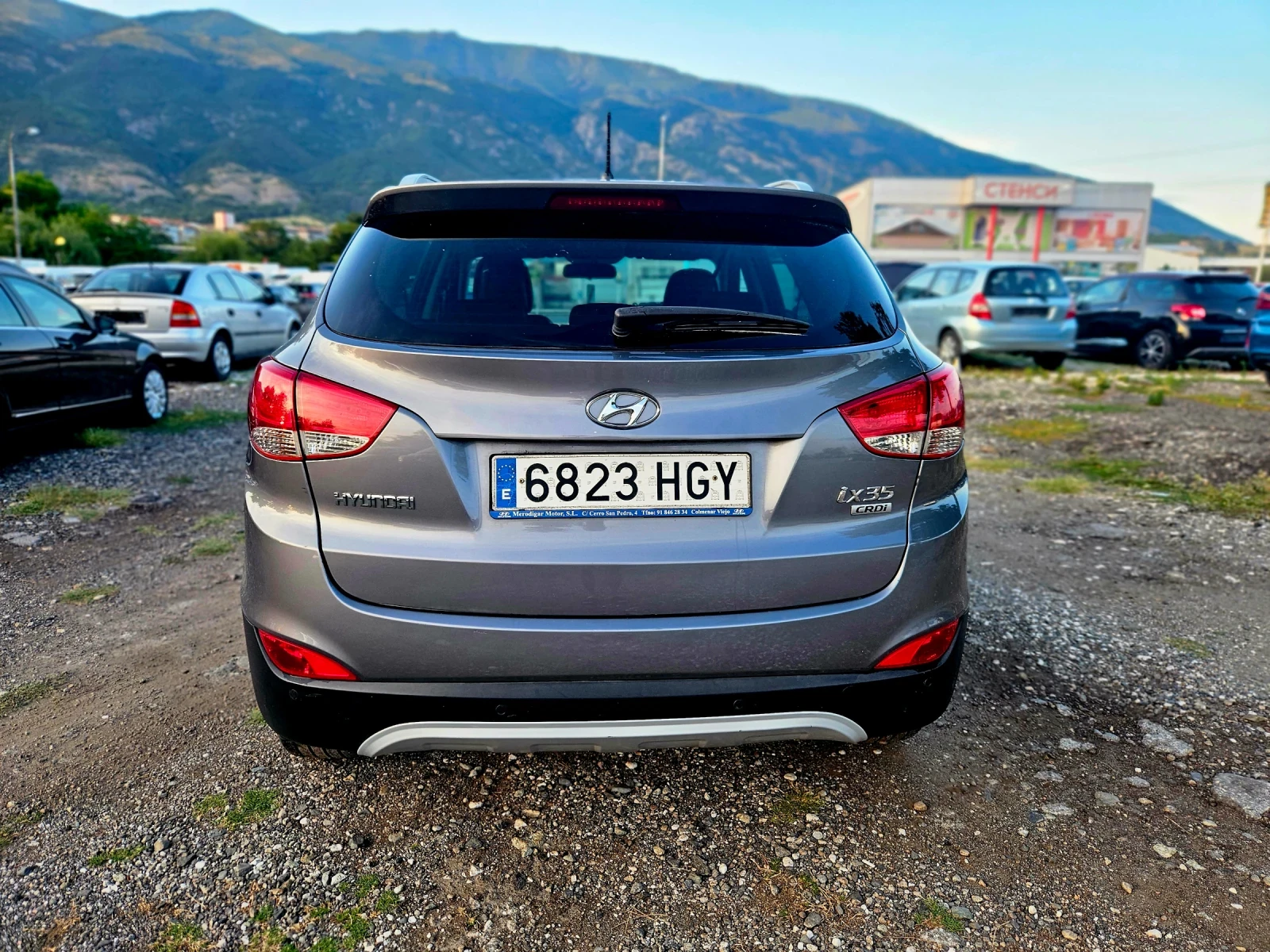 Hyundai IX35 2.0/CRDI/ИСПАНИЯ, снимка 4 - Автомобили и джипове - 53167839