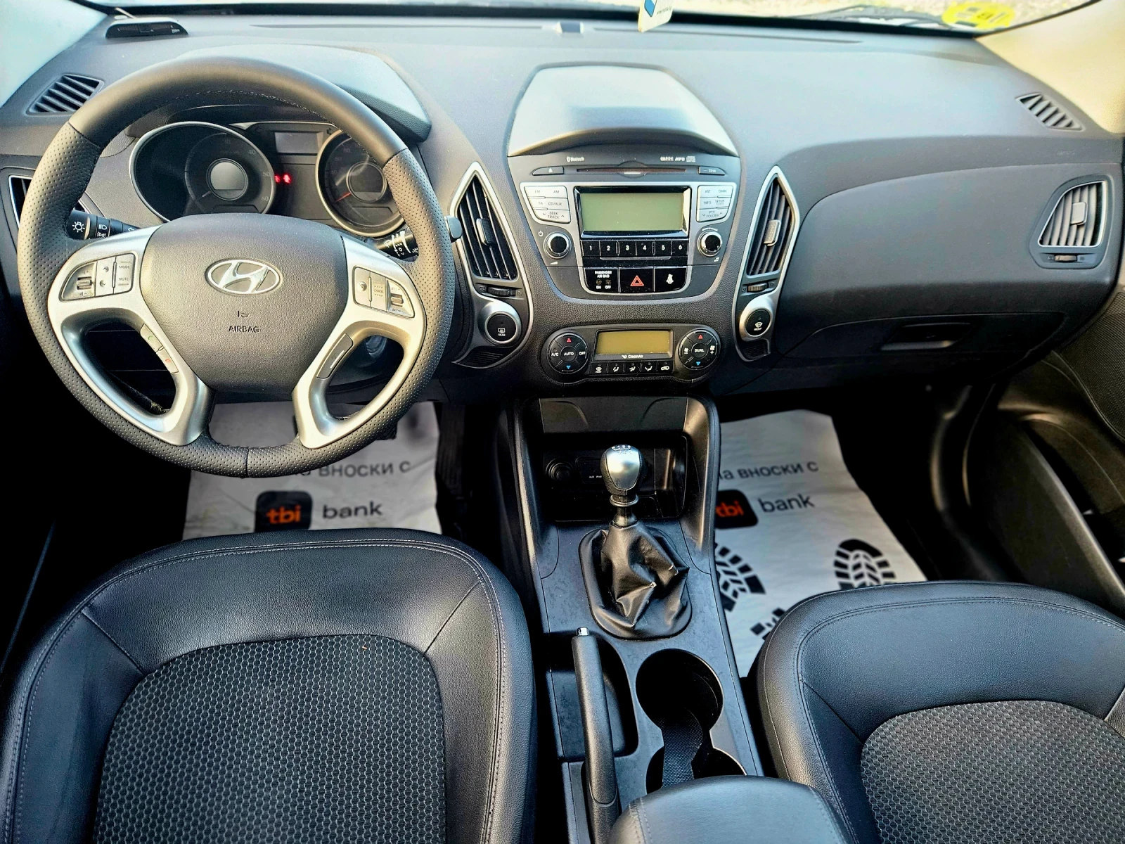 Hyundai IX35 2.0/CRDI/ИСПАНИЯ, снимка 10 - Автомобили и джипове - 53167839