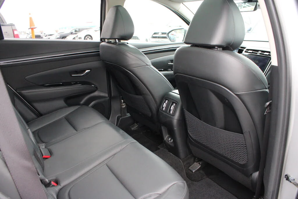 Hyundai Tucson 4x4* LUXURY* HYBRID* АвтоКредит(ЦЕНА ДО БГ), снимка 17 - Автомобили и джипове - 53788637