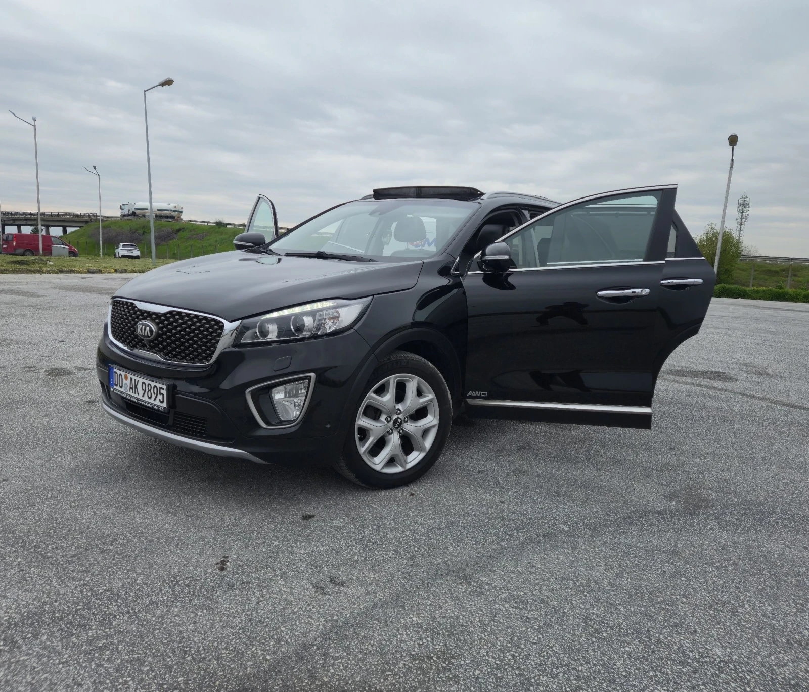 Kia Sorento FULL 2.2CRDI 4x4 PANORAMA PLATINIUM 360 Камери