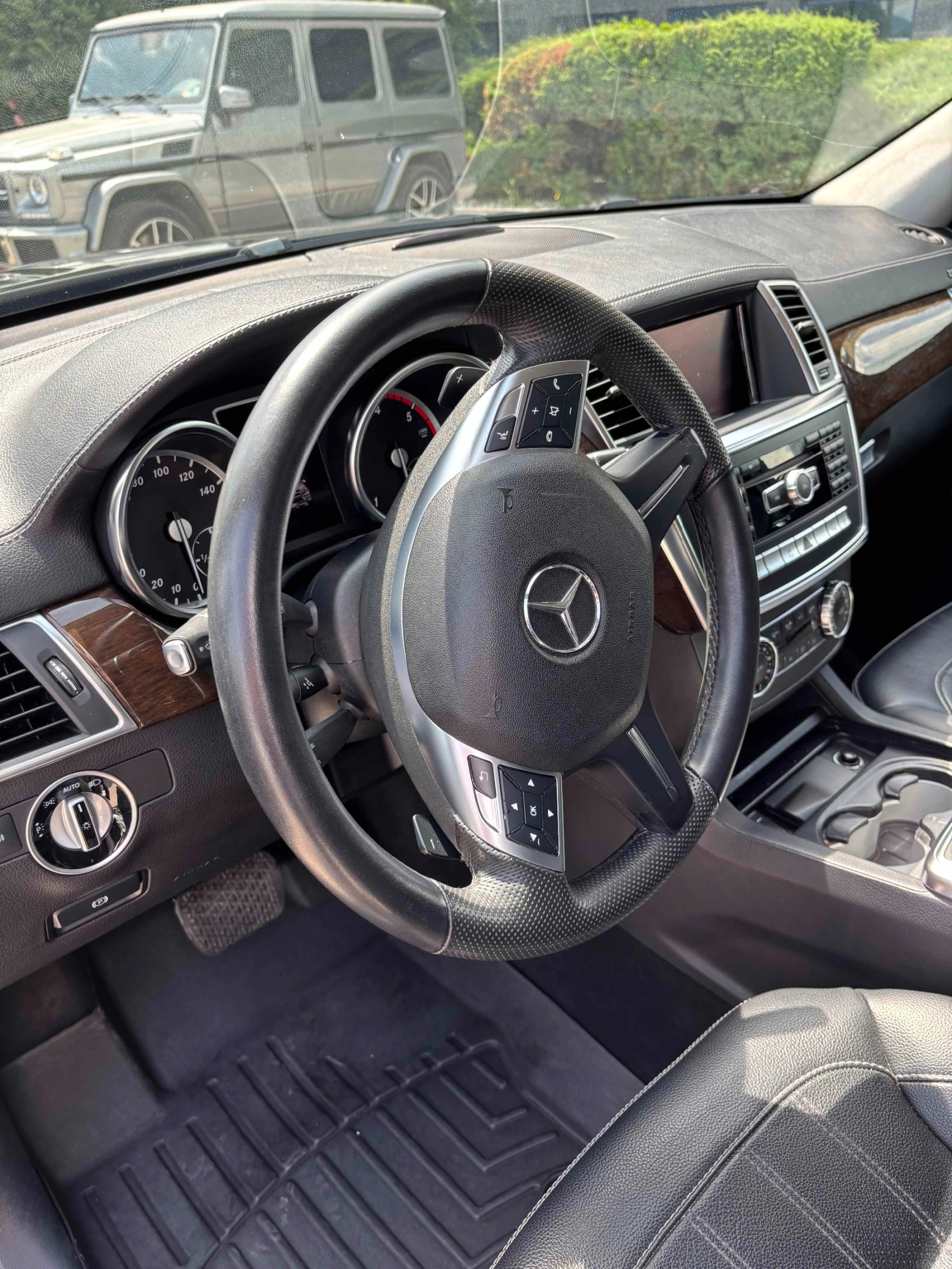 Mercedes-Benz GL 350, снимка 9 - Автомобили и джипове - 54863484