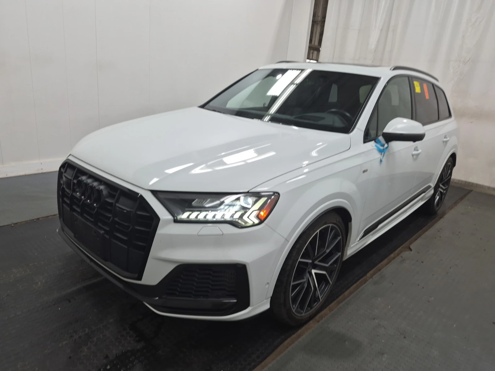 Audi Q7  TECHNIK| B&O| HUD| 360| ОБДУХВАНЕ 