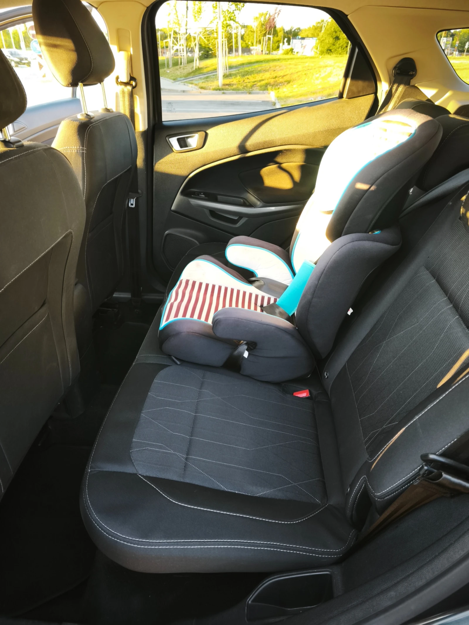 Ford EcoSport, снимка 8 - Автомобили и джипове - 55160752