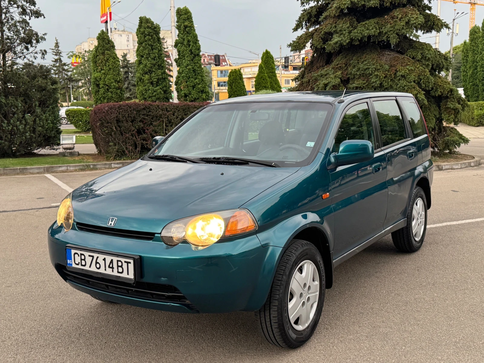 Honda Hr-v 4X4 Автоматик!, снимка 3 - Автомобили и джипове - 55632015